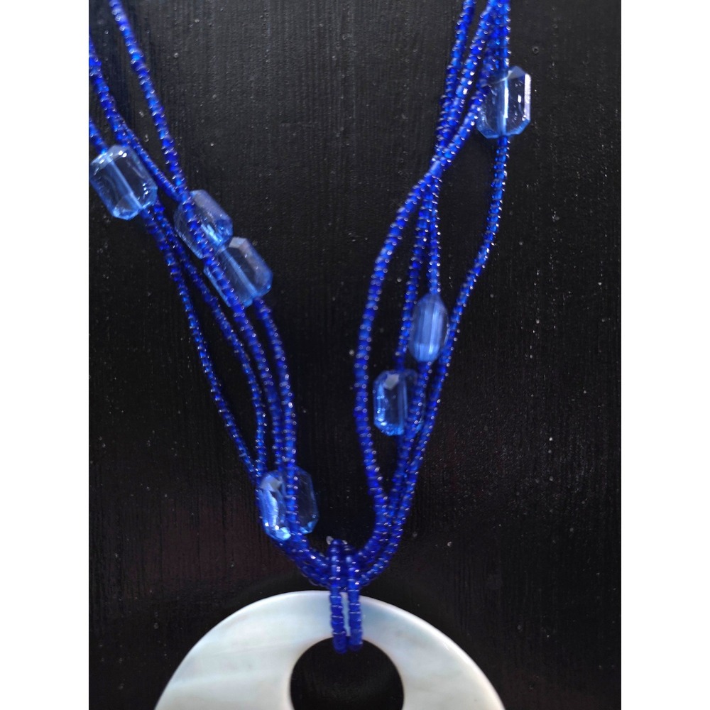 Vintage Boho Beaded Necklace Big Mother‎ of Pearl Pendant Blue Ombre Ocean Beach - Picture 4 of 9